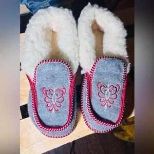 New Felt Wool Style Slippers Faux Shearling Lined Cozy Slip On Nordic